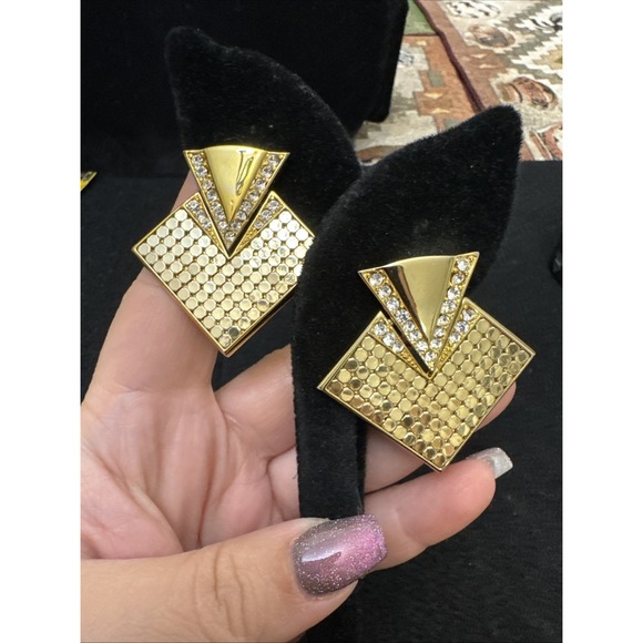 Whiting & Davis Jewelry - vintage Whiting & Davis gold-tone geometric mesh clip-on earrings Statement EUC